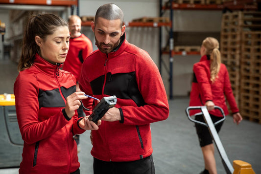 Felpe Personalizzate: Modelli, Idee e Vantaggi per un Abbigliamento da Lavoro su Misura