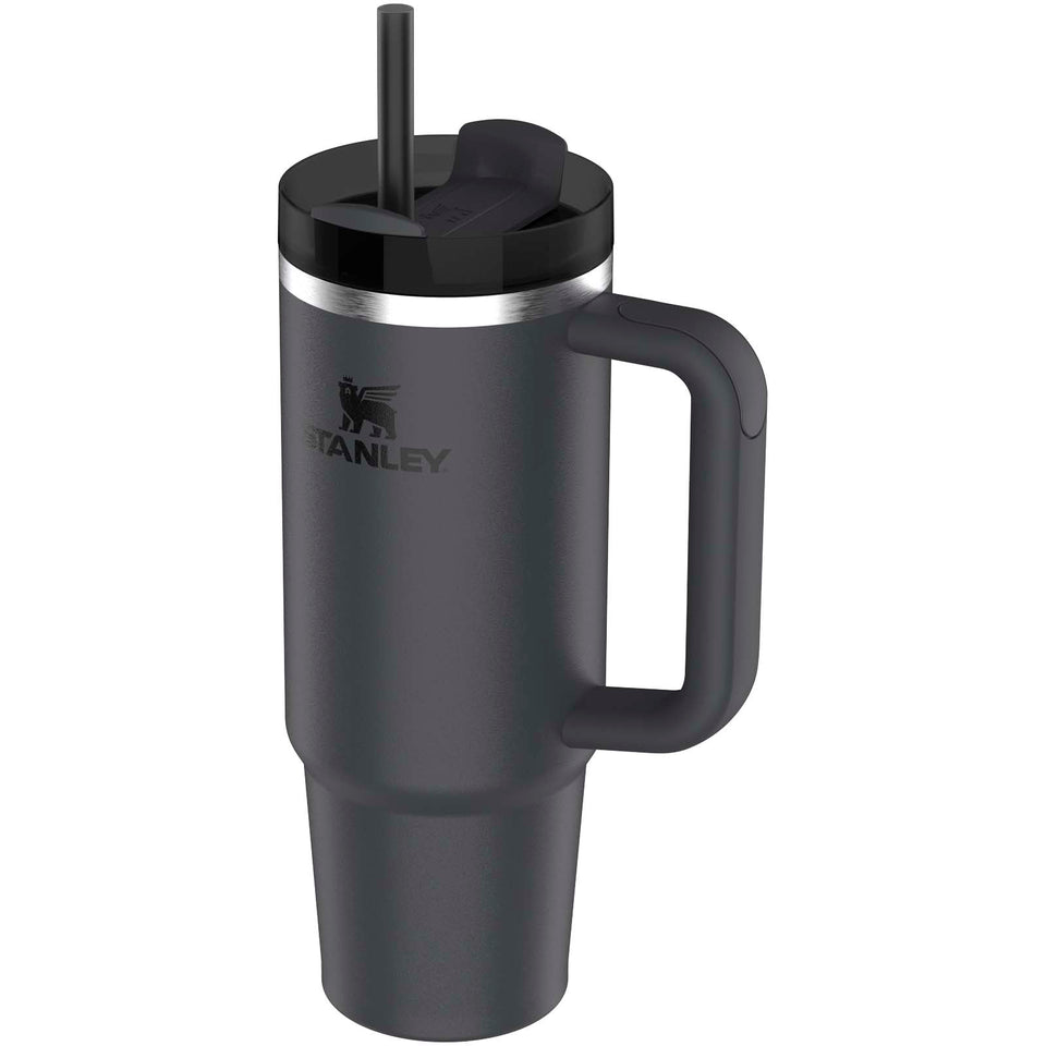 Bicchiere isolato Stanley Quencher® H2.0 FlowState™ 890 ml in acciaio inox riciclato personalizzato con logo - Pubblienne