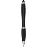 Penna a sfera con pennino plastica riciclata RCS con fusto colorato e impugnatura di colore nero (inchiostro blu) Nash personalizzato con logo - Pubblienne