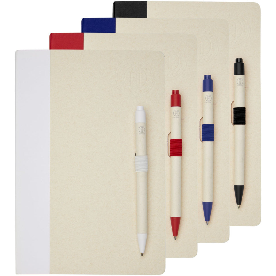 Set blocco note formato A5 e penna a sfera Dairy Dream realizzati con cartoni del latte riciclati personalizzato con logo - Pubblienne