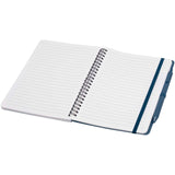 Blocco note formato A5 con copertina rigida in plastica recuperata in prossimità degli oceani e penna a sfera Thalaasa (inchi personalizzato con logo - Pubblienne