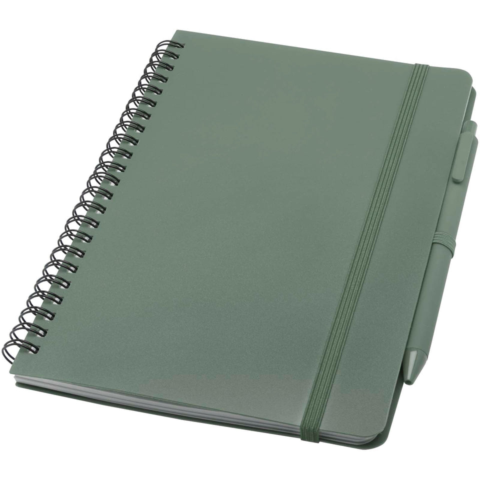 Blocco note formato A5 con copertina rigida in plastica recuperata in prossimità degli oceani e penna a sfera Thalaasa (inchi personalizzato con logo - Pubblienne