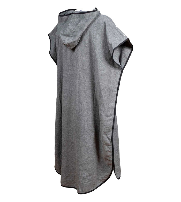 https://www.zeusport.it/public//prodotti/1183_23_poncho%20retro.jpg