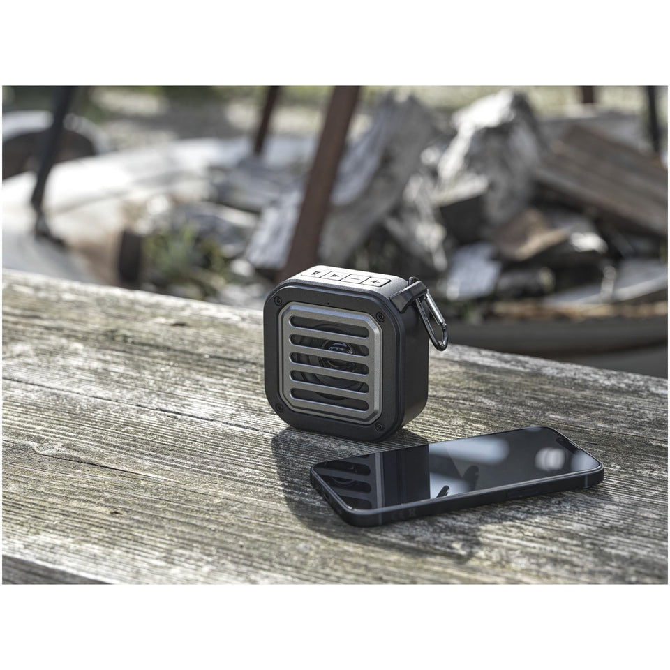 Speaker Bluetooth® IPX5 a ricarica solare in plastica riciclata RCS da 3 W con moschettone Solo personalizzato con logo - Pubblienne