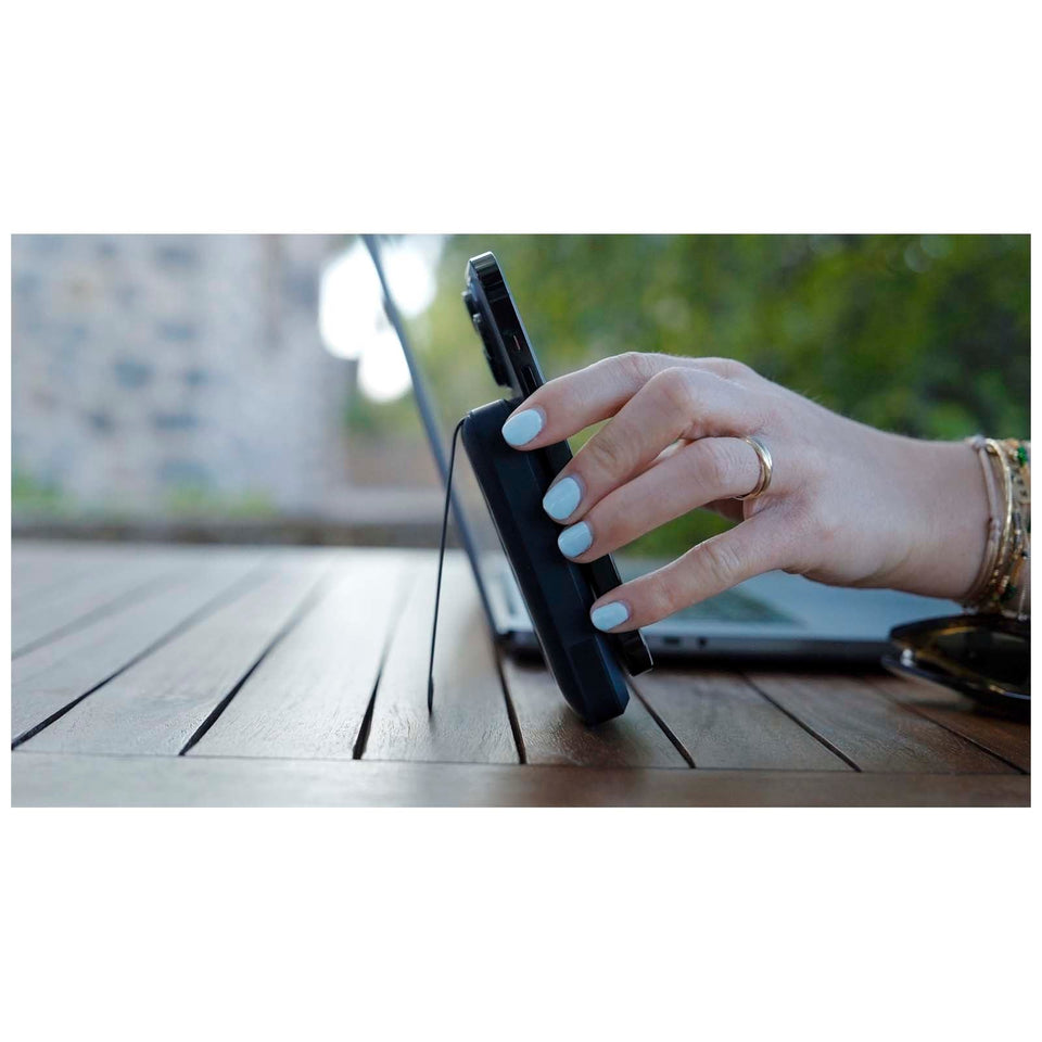 Power bank wireless magnetico da 10.000 mAh 5 W Xtorm FS5W101 personalizzato con logo - Pubblienne