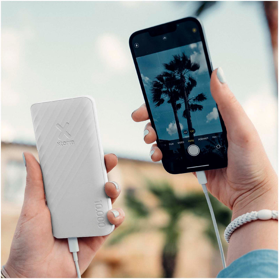 Power bank Xtorm Go2 da 20 W e 10.000 mAh con ricarica rapida personalizzato con logo - Pubblienne