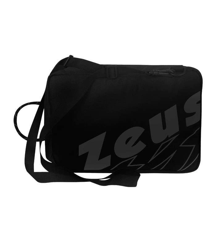 https://www.zeusport.it/public//prodotti/1297_292_BORSA-SHOES-FRONTALE-NERA.jpg
