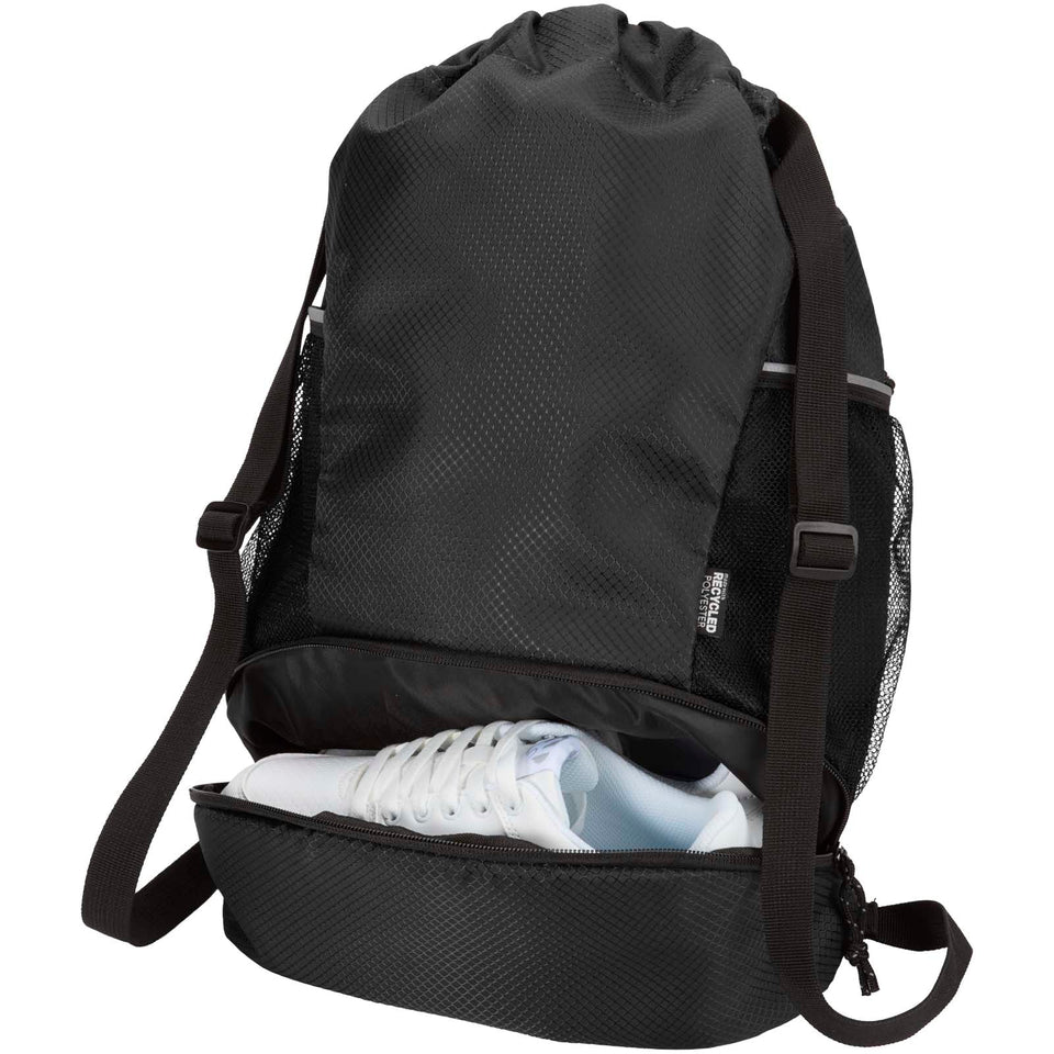 Borsa sportiva con cordoncino in materiale riciclato certificato GRS e scomparto inferiore da 18 litri Nomad personalizzato con logo - Pubblienne