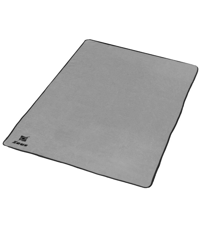 https://www.zeusport.it/public/prodotti/1569_23_telo-swim-grigio.jpg