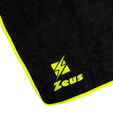 https://www.zeusport.it/public//prodotti/1569_2_telo-swim-dettaglio-web.jpg