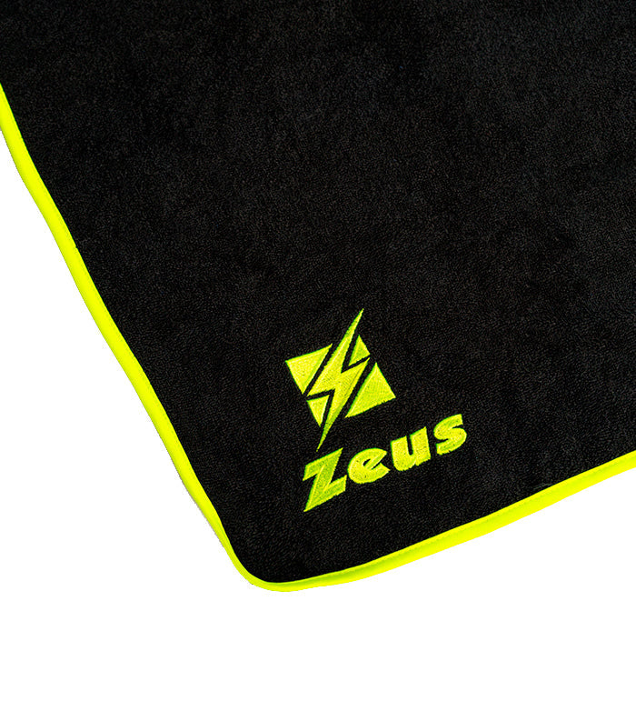 https://www.zeusport.it/public//prodotti/1569_2_telo-swim-dettaglio-web.jpg