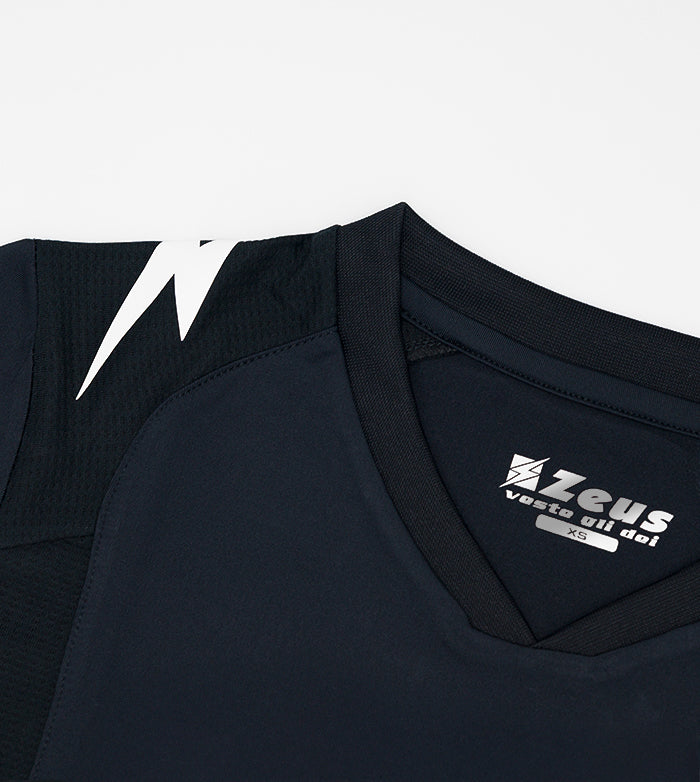 https://www.zeusport.it/public//prodotti/1650_2_shirt-tiger-nera-dettagli_02.jpg