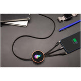 Cavo di ricarica 5 in 1 in rPET riciclato con logo luminoso e stazione di ricarica da 10 W SCX.design C40 personalizzato con logo - Pubblienne