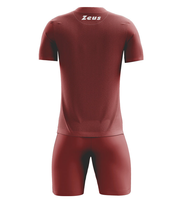 https://www.zeusport.it/public//prodotti/349_27_KIT%20PROMO%20GRANATA%20RETRO_.jpg