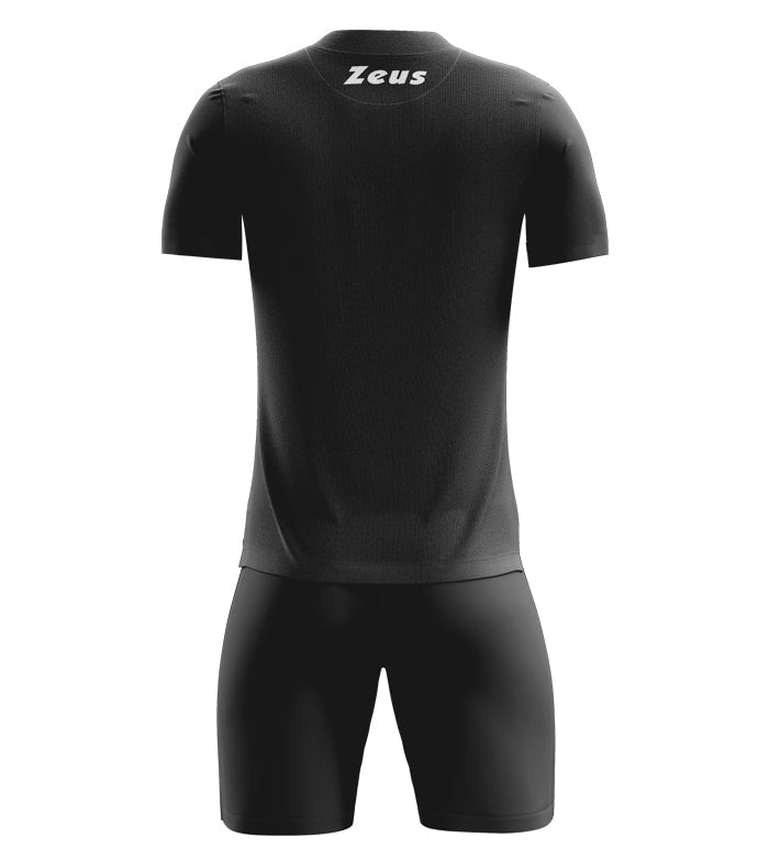https://www.zeusport.it/public//prodotti/349_2_KIT%20PROMO%20NERO%20RETRO.jpg