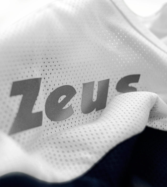 https://www.zeusport.it/public//prodotti/354_42_kit-running-dettaglio3.jpg