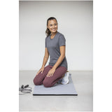 T-shirt a maniche corte cool fit da donna Kratos personalizzato con logo - Pubblienne