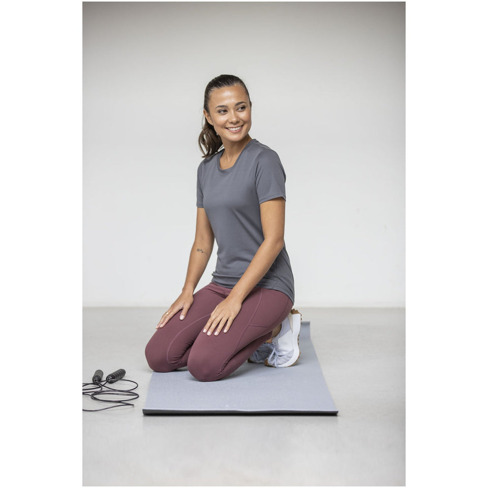 T-shirt a maniche corte cool fit da donna Kratos personalizzato con logo - Pubblienne