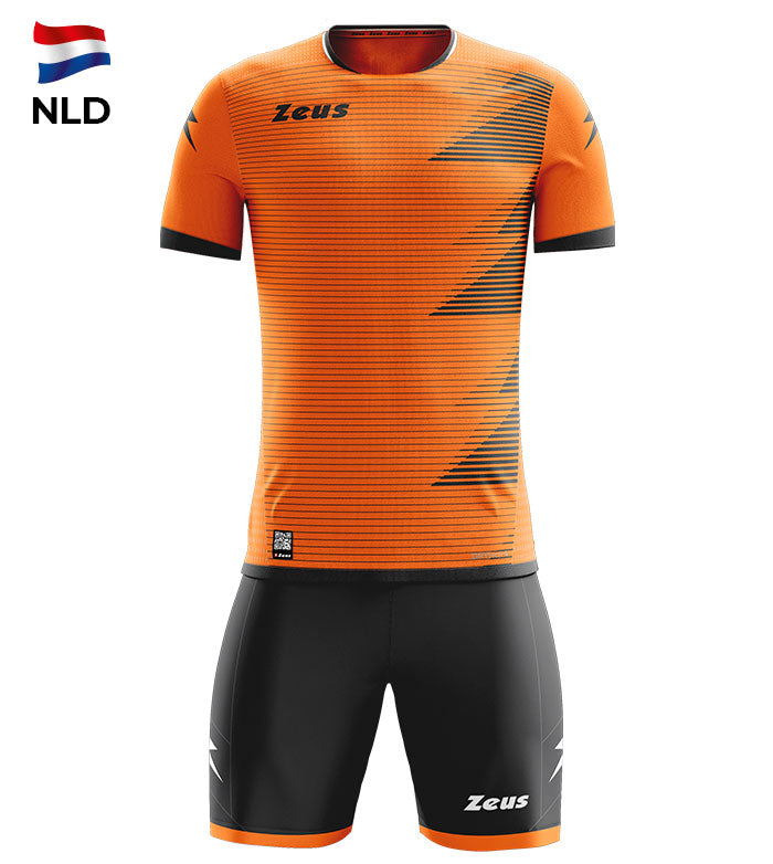 https://www.zeusport.it/public/prodotti/800_190_KIT-MUNDIAL-OLANDA-FLAG.jpg
